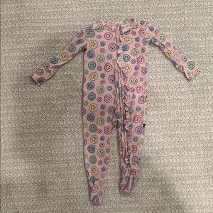 LEV baby Girl Pink Smiley Face Footed Pajamas Bamboo 6-9M